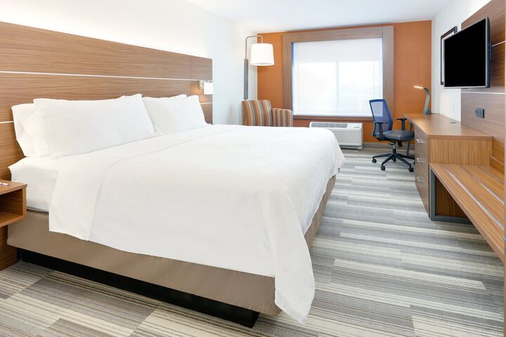Holiday Inn Express Mitchell by IHG