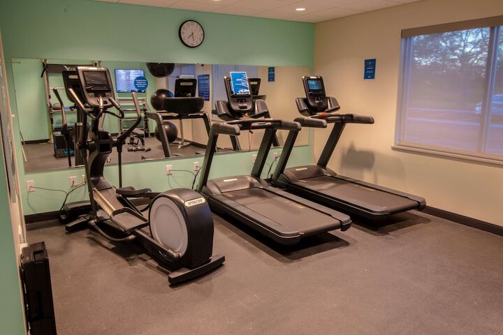 Tru by Hilton Norfolk Airport