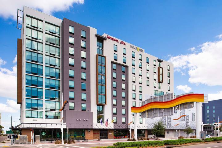 Hotel 4 of 71