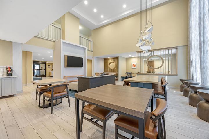 Sonesta ES Suites Portland Vancouver 41st Street