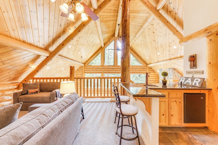 Mountain Cabin w / Hot Tub: 4 Mi to Shaver Lake!