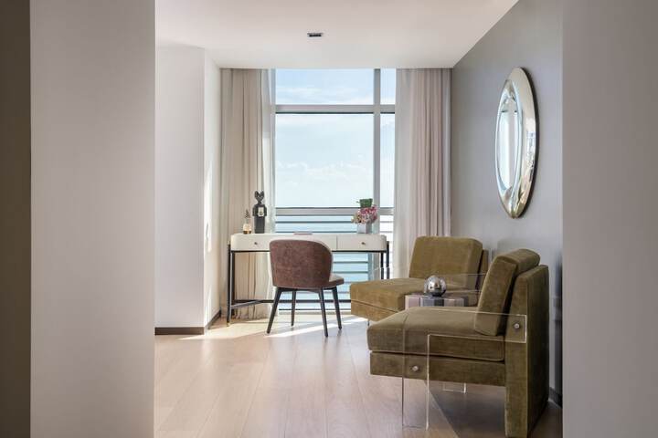 The Ritz-Carlton South Beach