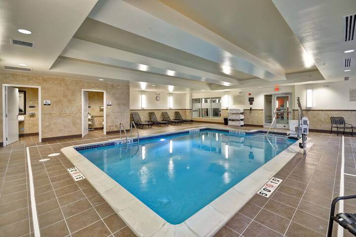 Pool 5 of 37