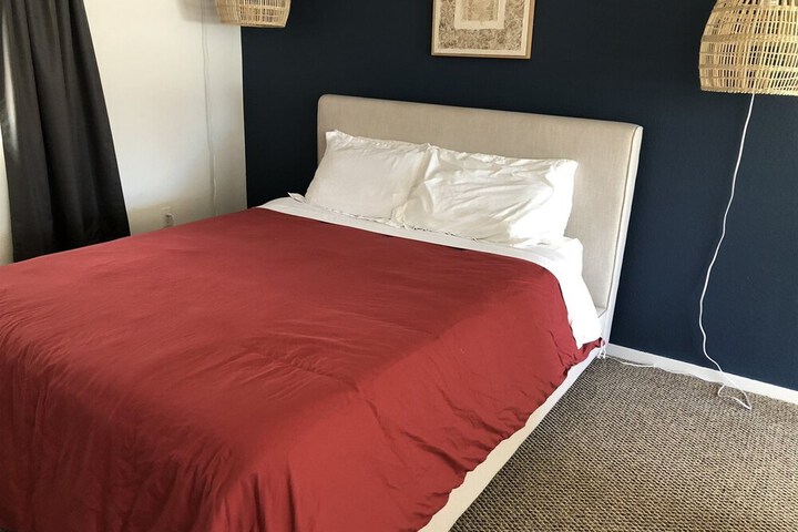 Room 106 of 136
