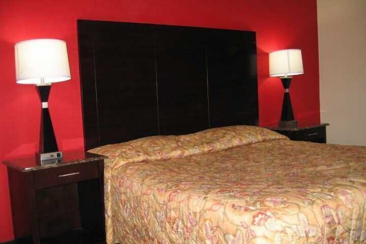 Room 19 of 35