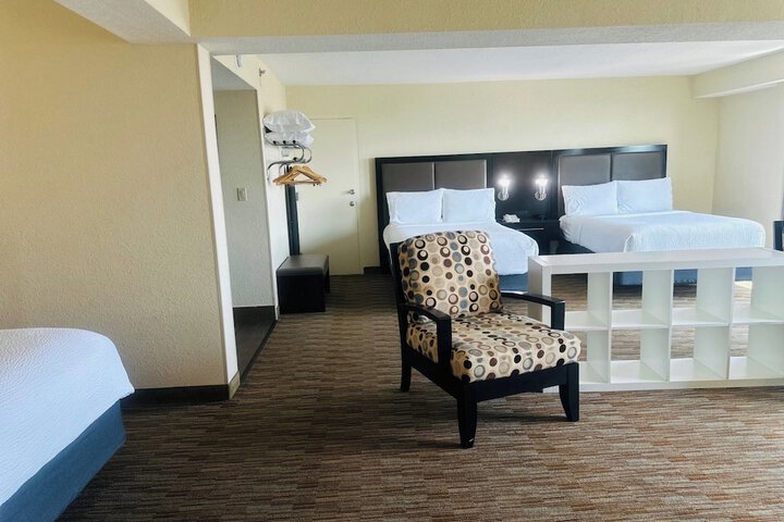Holiday Inn Miami - International Airport by IHG