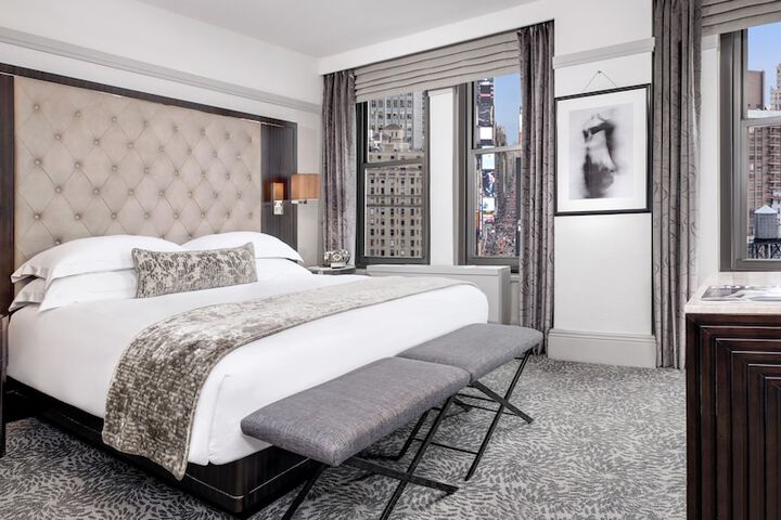 Room 22 of 39