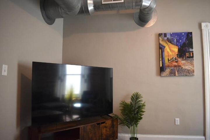 Urban Oasis 4BR Industrial Apartment