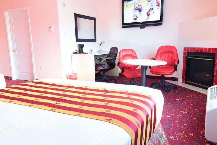 Crystal Star Inn Edmonton Airport