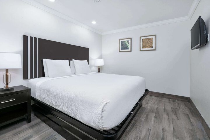 Ramada by Wyndham Diamondhead I-10 / Gulfport