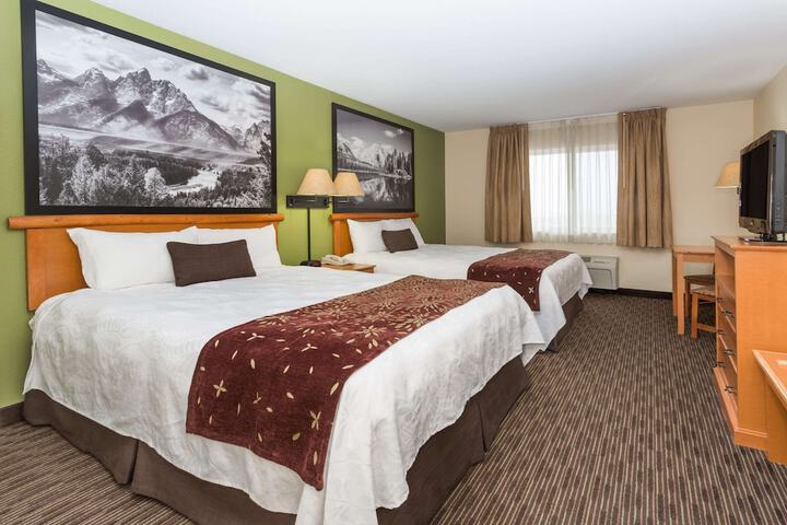 Room 11 of 20