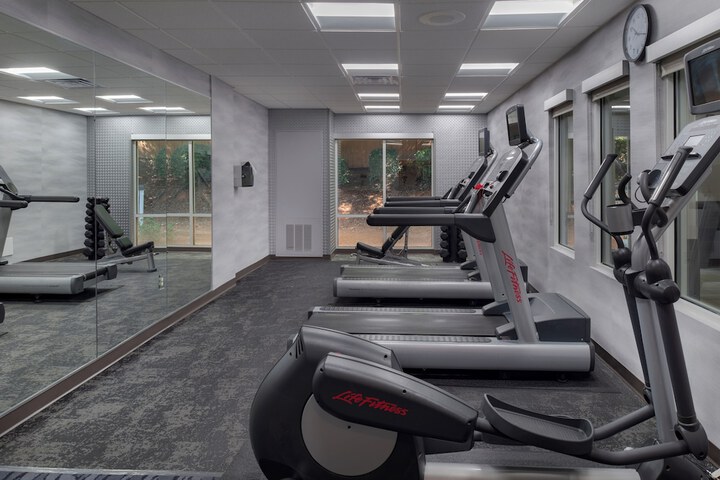 Health and Fitness 24 of 33