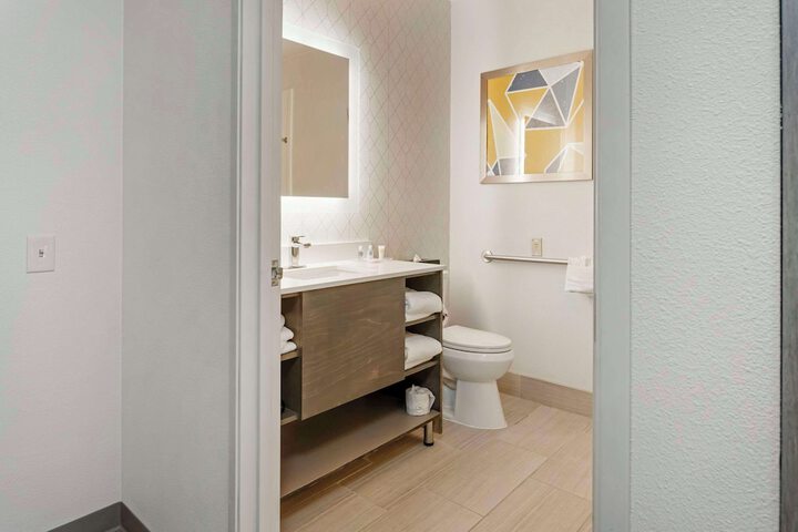 Room 12 of 29