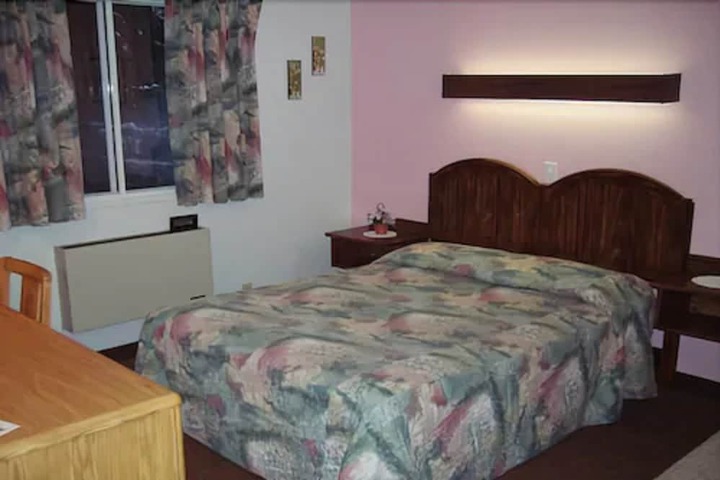 Room 17 of 45