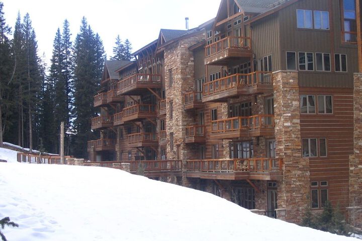 Hotel 17 of 48