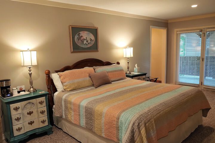 Room 32 of 71
