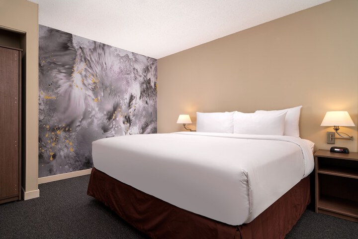 Room 25 of 84