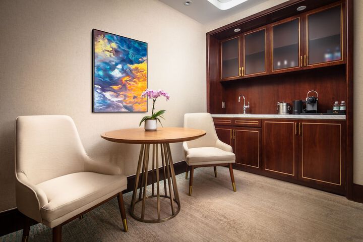 Room 32 of 82