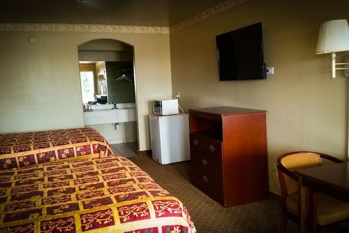 Room 17 of 29