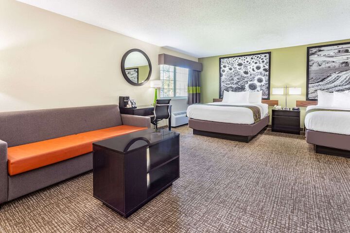 Room 5 of 26