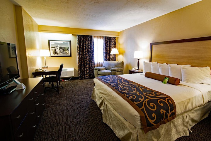 Room 19 of 46