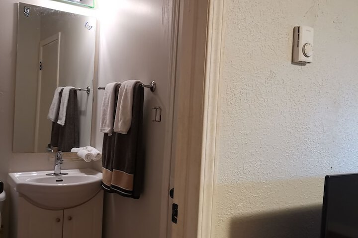 Coquihalla Motel