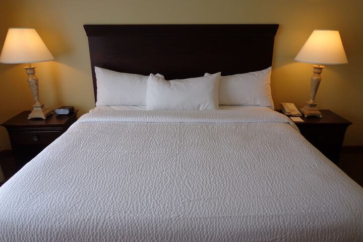 Euro Suites Hotel
