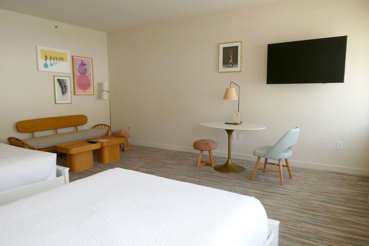 Room 20 of 82