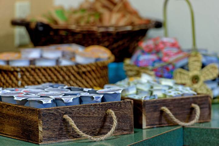 Breakfast/Coffee Service 79 of 109