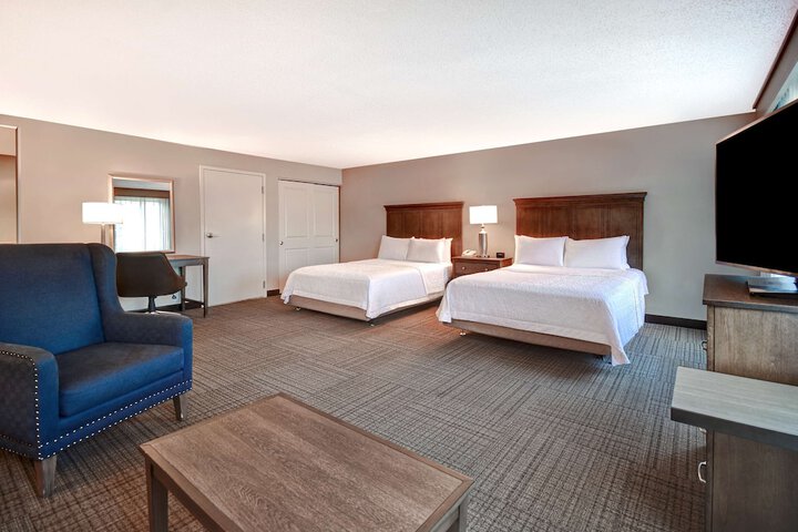Room 40 of 65