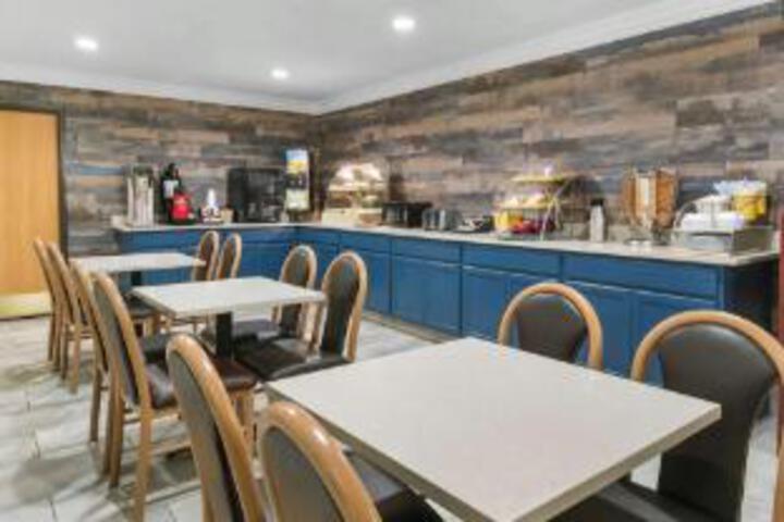 Best Western Winscott Inn & Suites