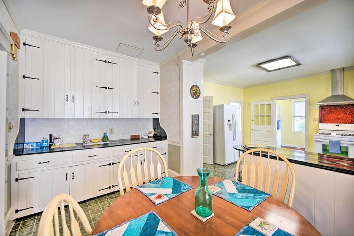 Edenton Vacation Rental w / Patio: Walk Downtown
