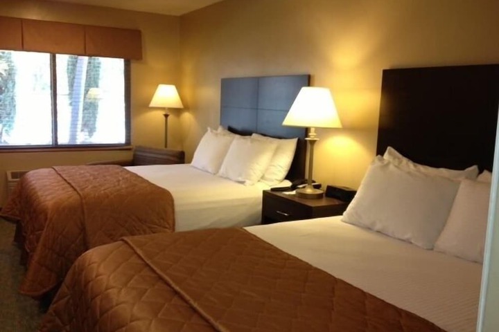 Room 16 of 30