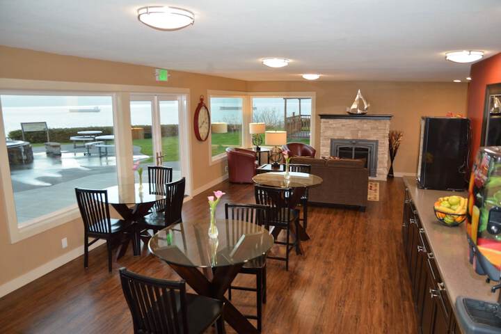 Hotel Interior 14 of 181