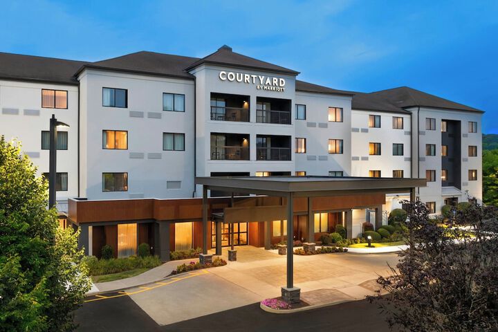Courtyard by Marriott Danbury