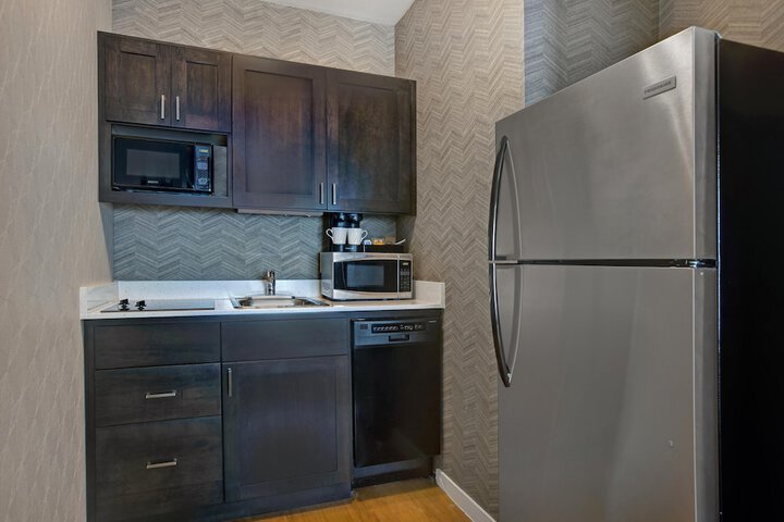Homewood Suites by Hilton Chicago-Lincolnshire