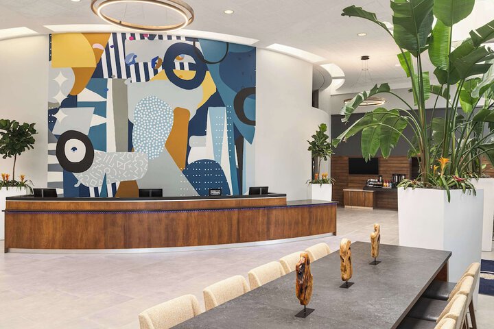 Doubletree by Hilton Fort Myers at Bell Tower Shops
