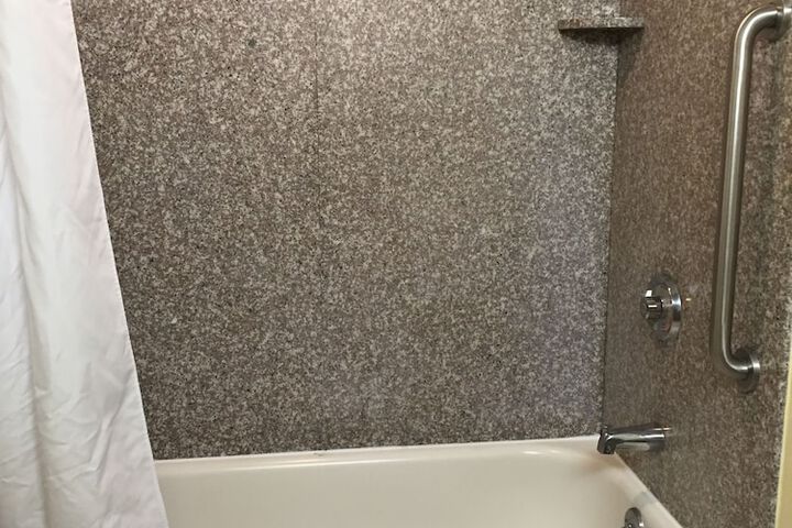 Room 30 of 58