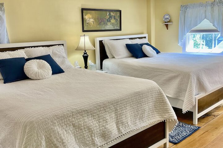 Room 72 of 115