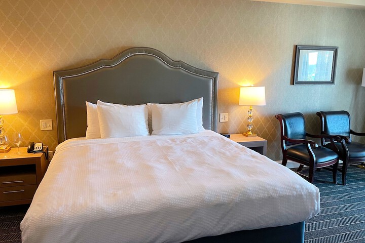 Majestic Inn & Spa