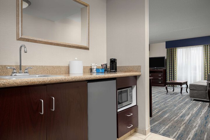 Hampton Inn Syracuse Clay