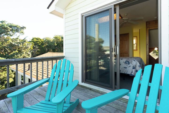 Ocracoke Harbor Inn