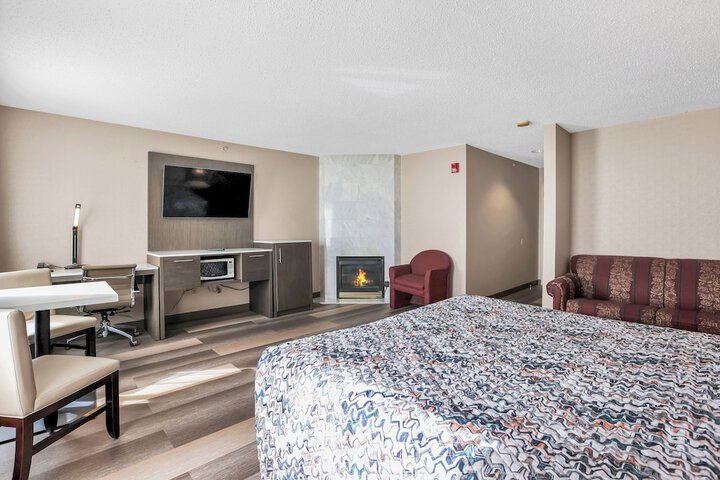 Room 8 of 21