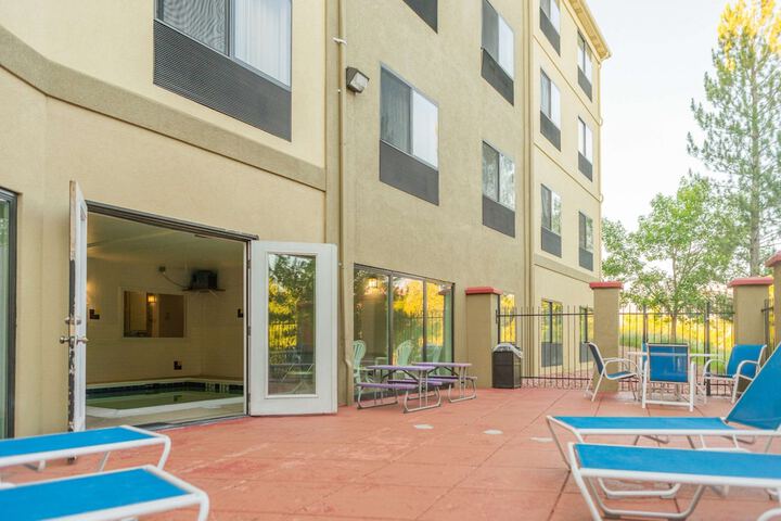Comfort Inn North - Air Force Academy Area