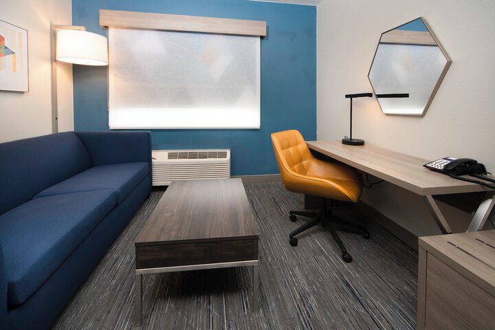 Holiday Inn Express Hotel & Suites Canyon by IHG