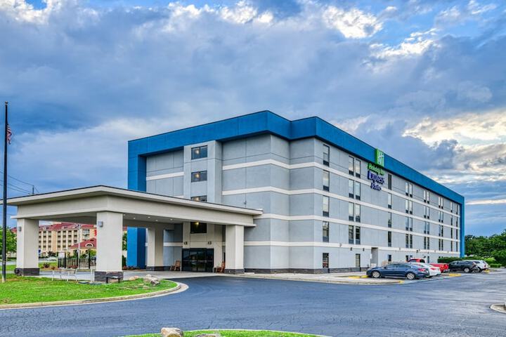 Hotel 2 of 46