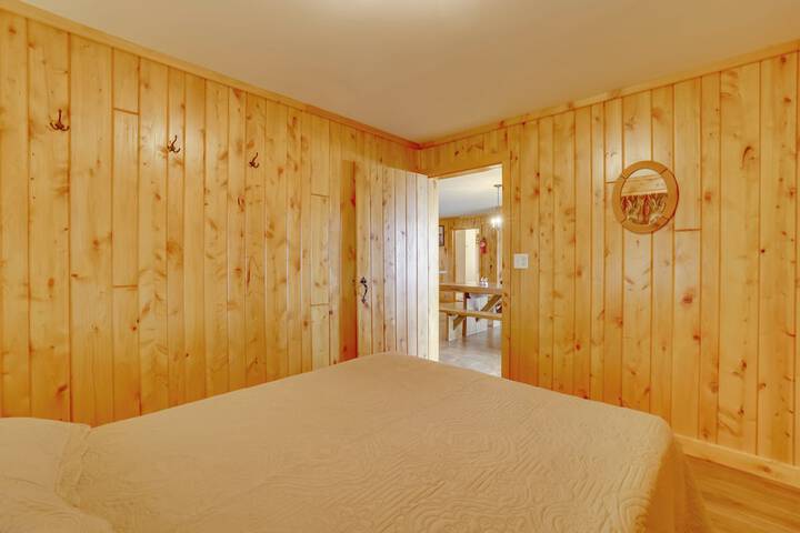 Lake Champlain Vacation Rental With Boat Dock!