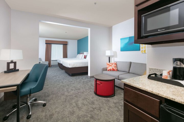 Room 20 of 29