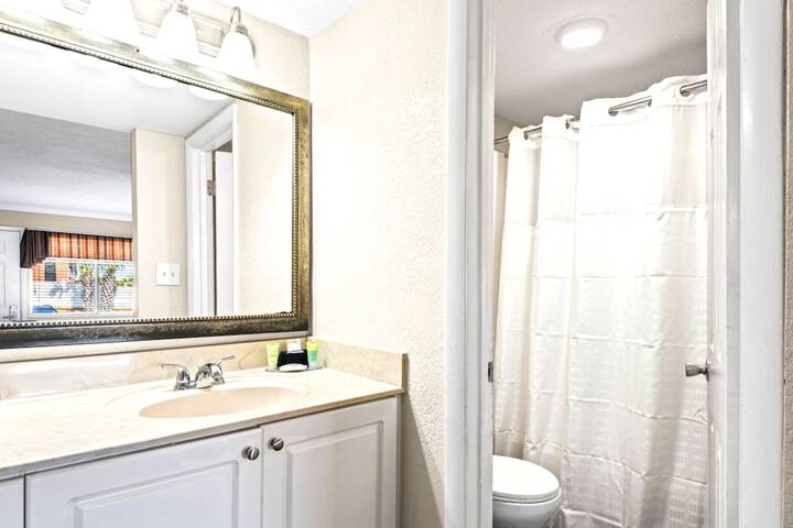 Club Destin Condos