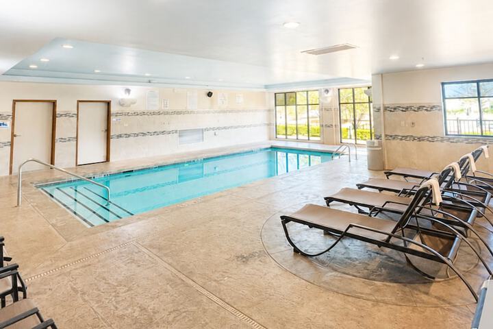 Holiday Inn Express & Suites Glenpool-Tulsa South by IHG